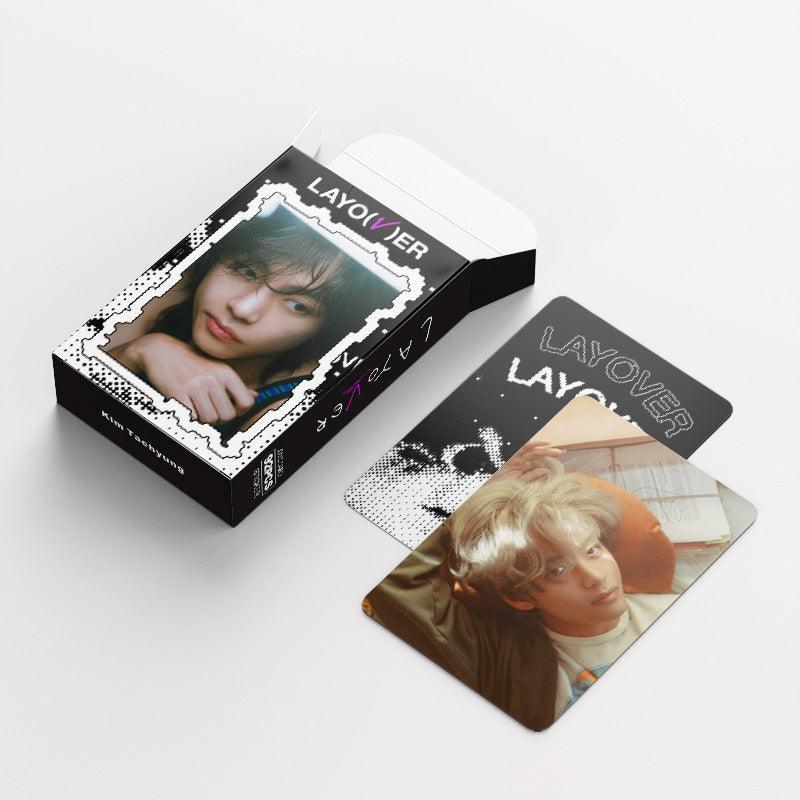 V LAYOVER PHOTOCARDS 92 PCS (60 PHOTOCARTES + 32 AUTOCOLLANTS)
