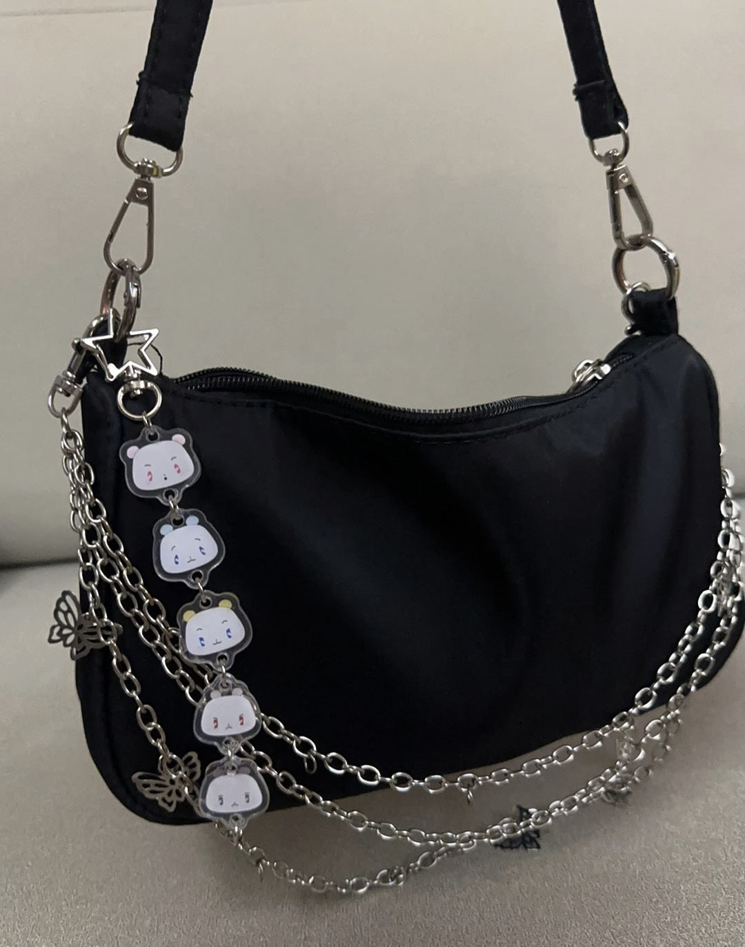 PELUCHE PERSONNAGE DE LA TOURNÉE BLACKPINK