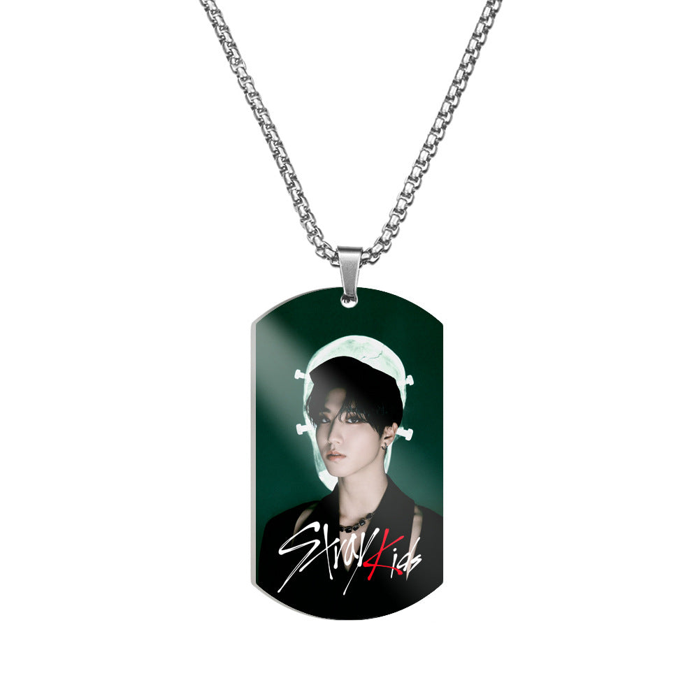 COLLIER STRAY KIDS EN ACIER INOXYDABLE