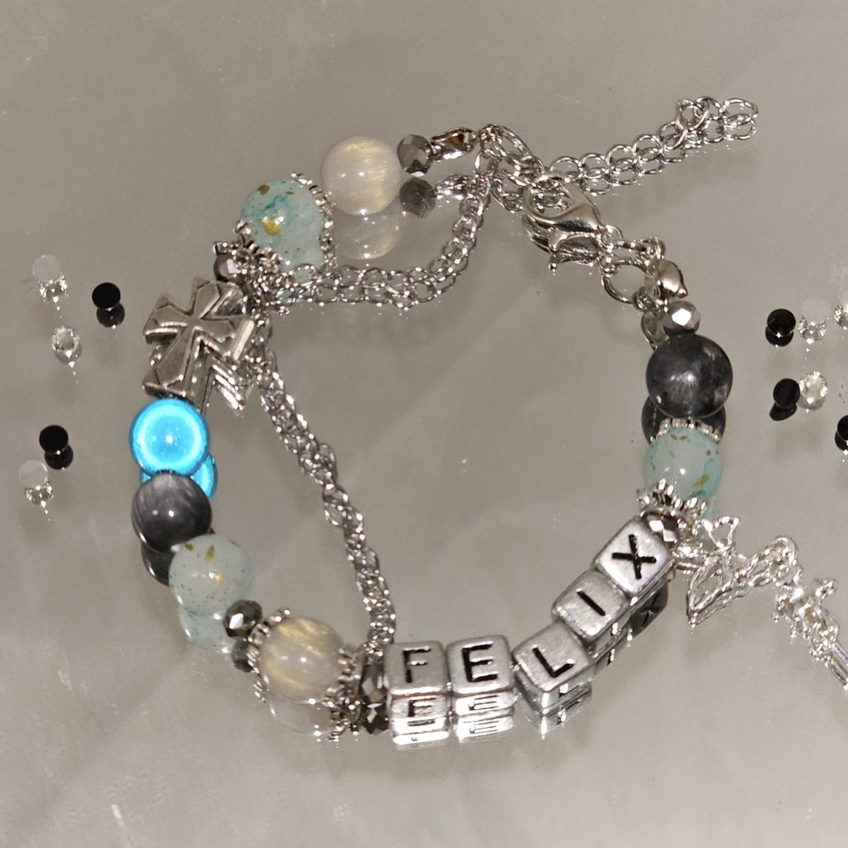 BRACELET FÉLIX DES STRAY KIDS