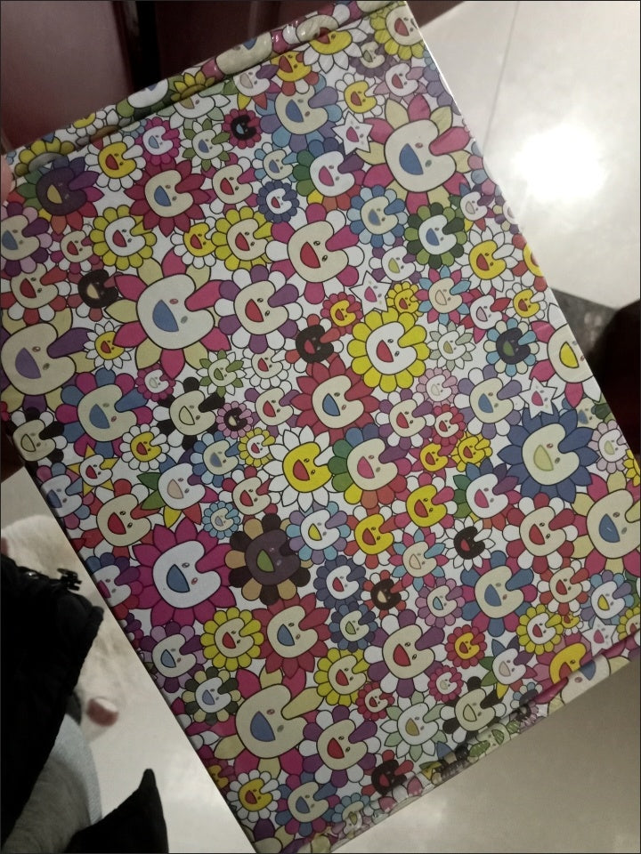 SAC À CORDON NJZ NEWJEANS AVEC BOÎTE PERSONNALISÉE ET ACCESSOIRES