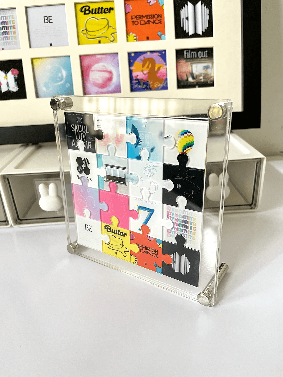 PUZZLE D'ALBUMS BTS QUI SE TRANSFORME EN CADRE DÉCORATIF