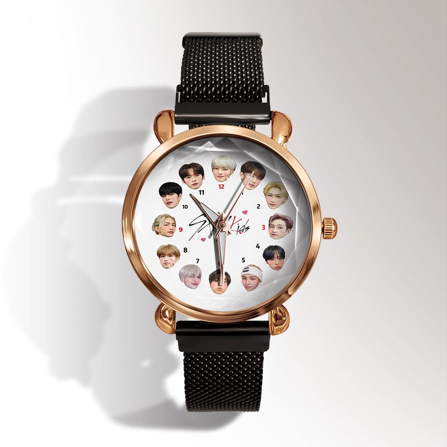 MONTRES STRAY KIDS AVEC FERMETURE MAGNÉTIQUE