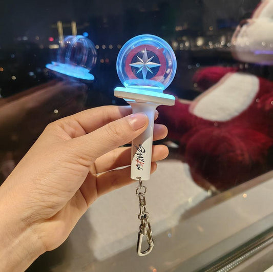 PORTE-CLÉS À LED STRAY KIDS LIGHTSTICK