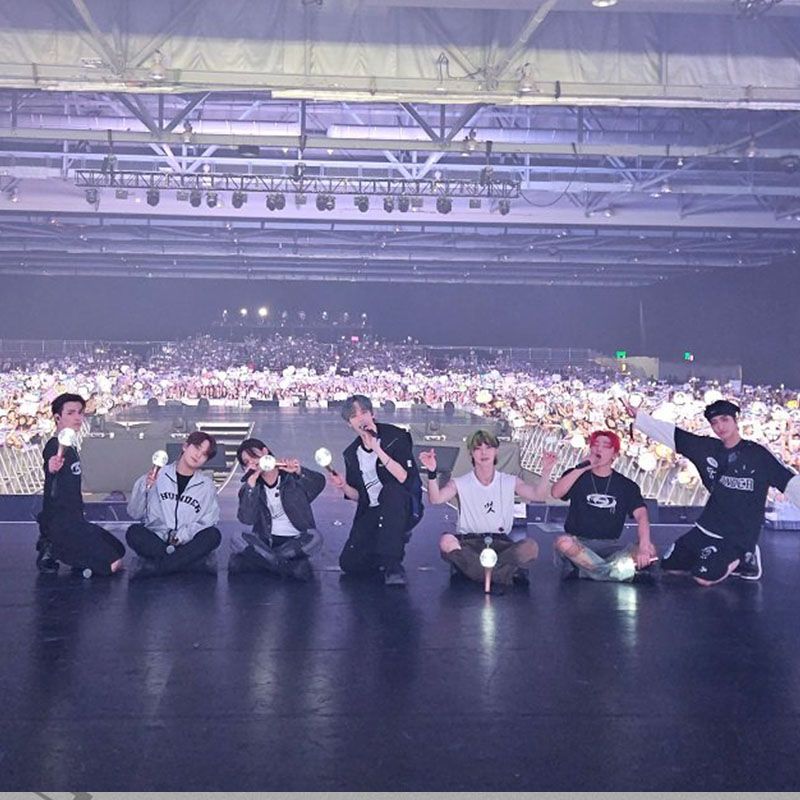 T-SHIRTS ATEEZ BREAK THE WALL 100 % COTON