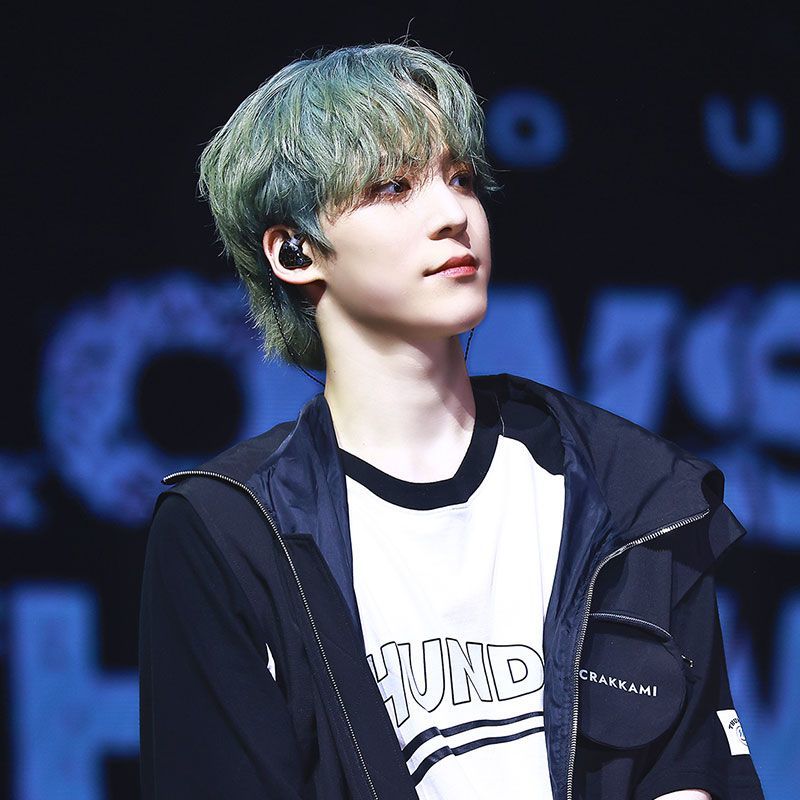 T-SHIRTS ATEEZ BREAK THE WALL 100 % COTON