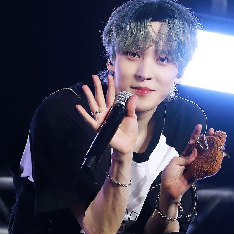 T-SHIRTS ATEEZ BREAK THE WALL 100 % COTON