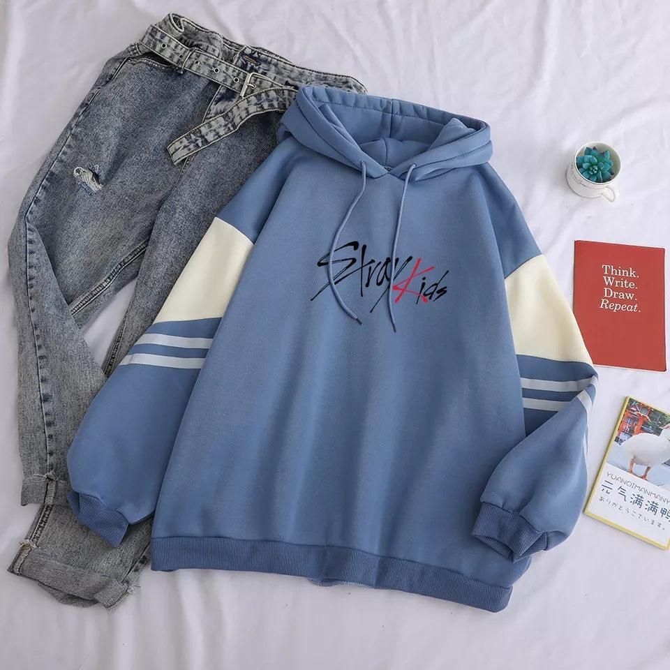 Sweat à capuche STRAY KIDS (différentes couleurs)