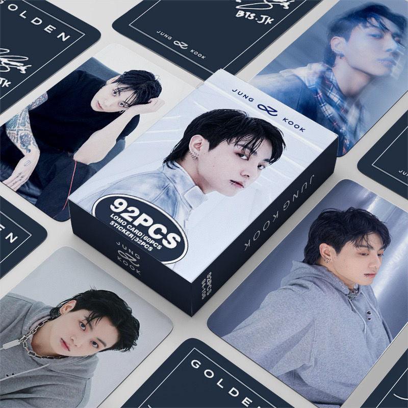 JUNGKOOK PHOTOCARTES DORÉES 92 PIÈCES (60 PHOTOCARTES + 32 AUTOCOLLANTS)