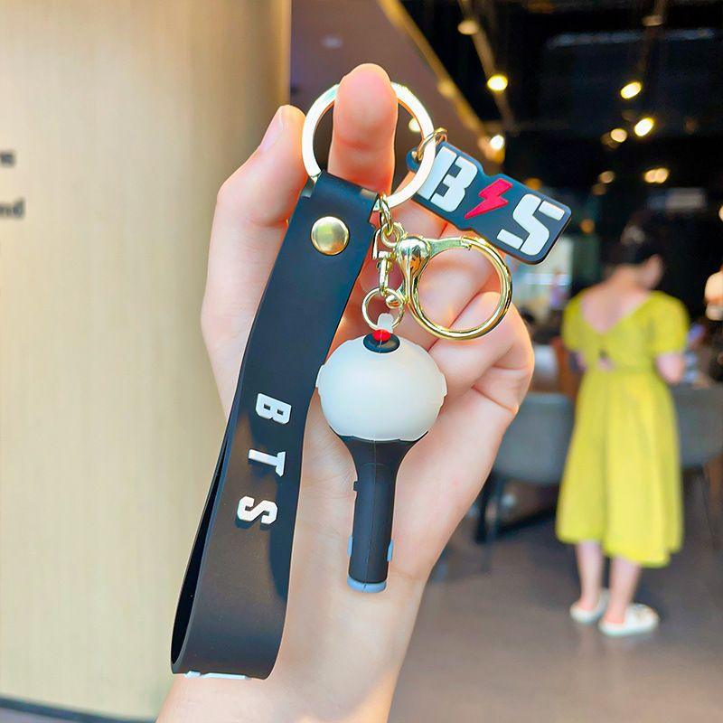 PORTE-CLÉS LIGHTSTICKS DIVERS GROUPES KPOP