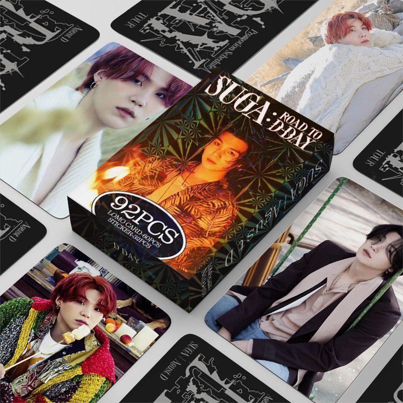 PHOTOCARTES SUGA : ROAD TO D'DAY 92 PCS (60 PHOTOCARTES + 32 STICKERS)