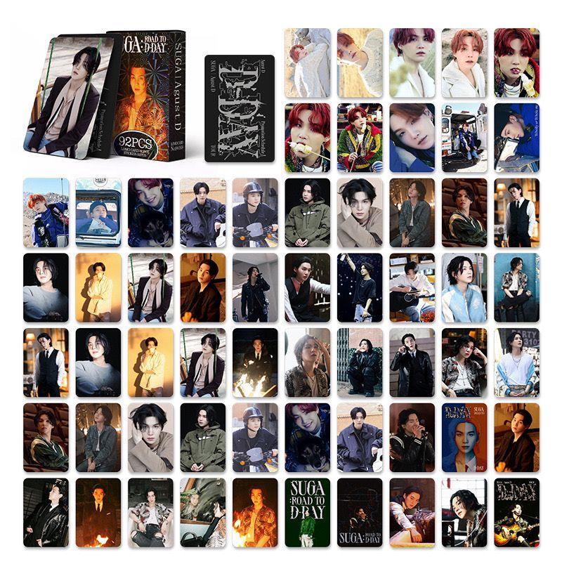 PHOTOCARTES SUGA : ROAD TO D'DAY 92 PCS (60 PHOTOCARTES + 32 STICKERS)