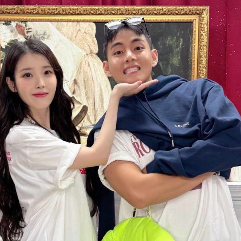 Sweat à capuche V BTS