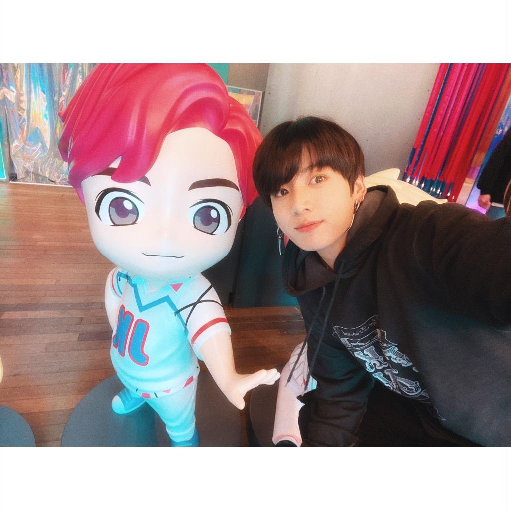 Sweat à capuche BTS JUNGKOOK FAKE LOVE