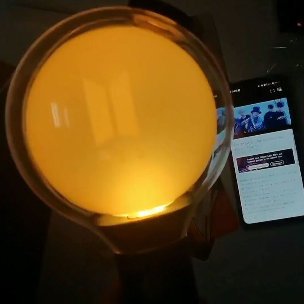 BTS ARMYBOMB - LIGHTSTICK AVEC PHOTOCARTES VERSION 3 ET VERSION 4