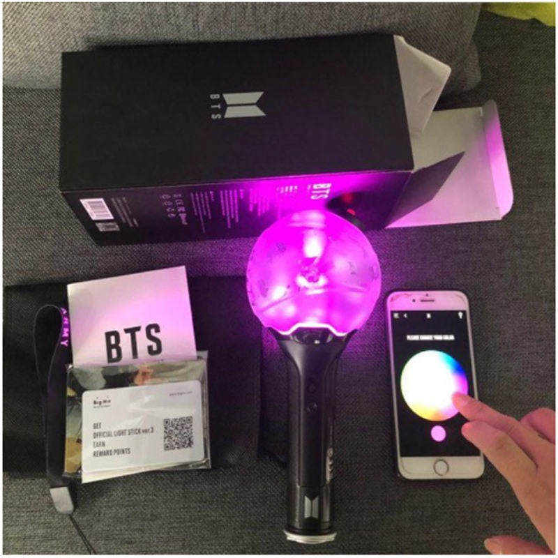 BTS ARMYBOMB - LIGHTSTICK AVEC PHOTOCARTES VERSION 3 ET VERSION 4