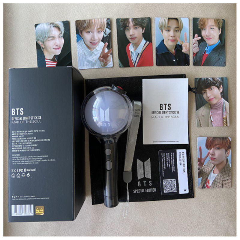 BTS ARMYBOMB - LIGHTSTICK AVEC PHOTOCARTES VERSION 3 ET VERSION 4