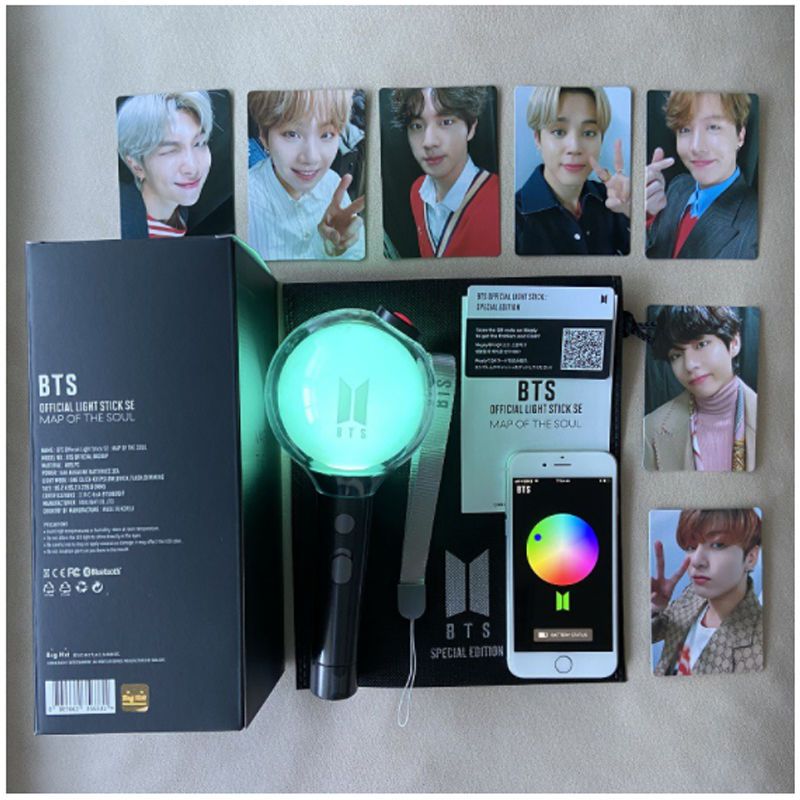 BTS ARMYBOMB - LIGHTSTICK AVEC PHOTOCARTES VERSION 3 ET VERSION 4