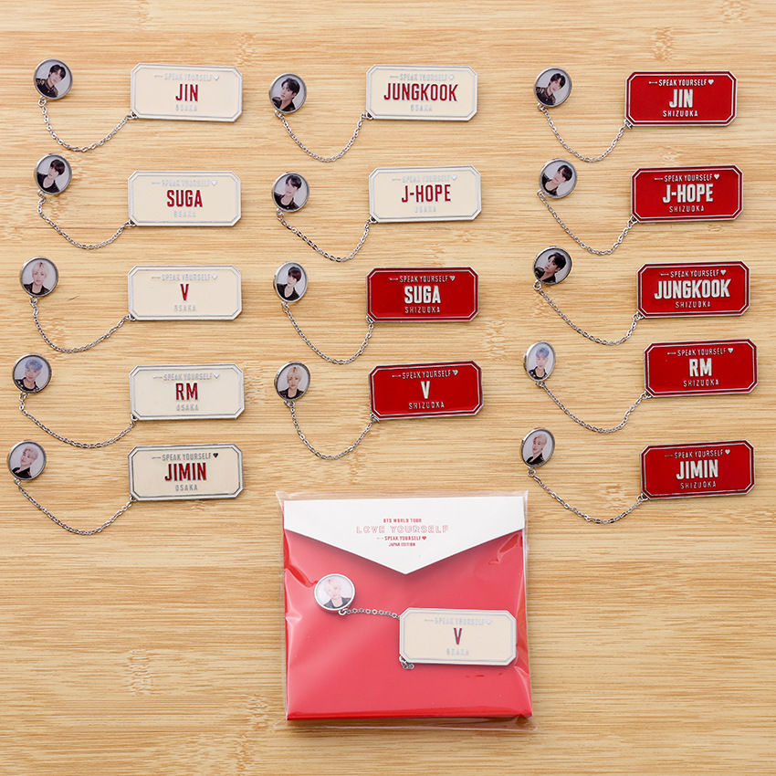 PIN'S DE LA TOURNÉE LOVE YOURSELF DES PRODUITS BTS