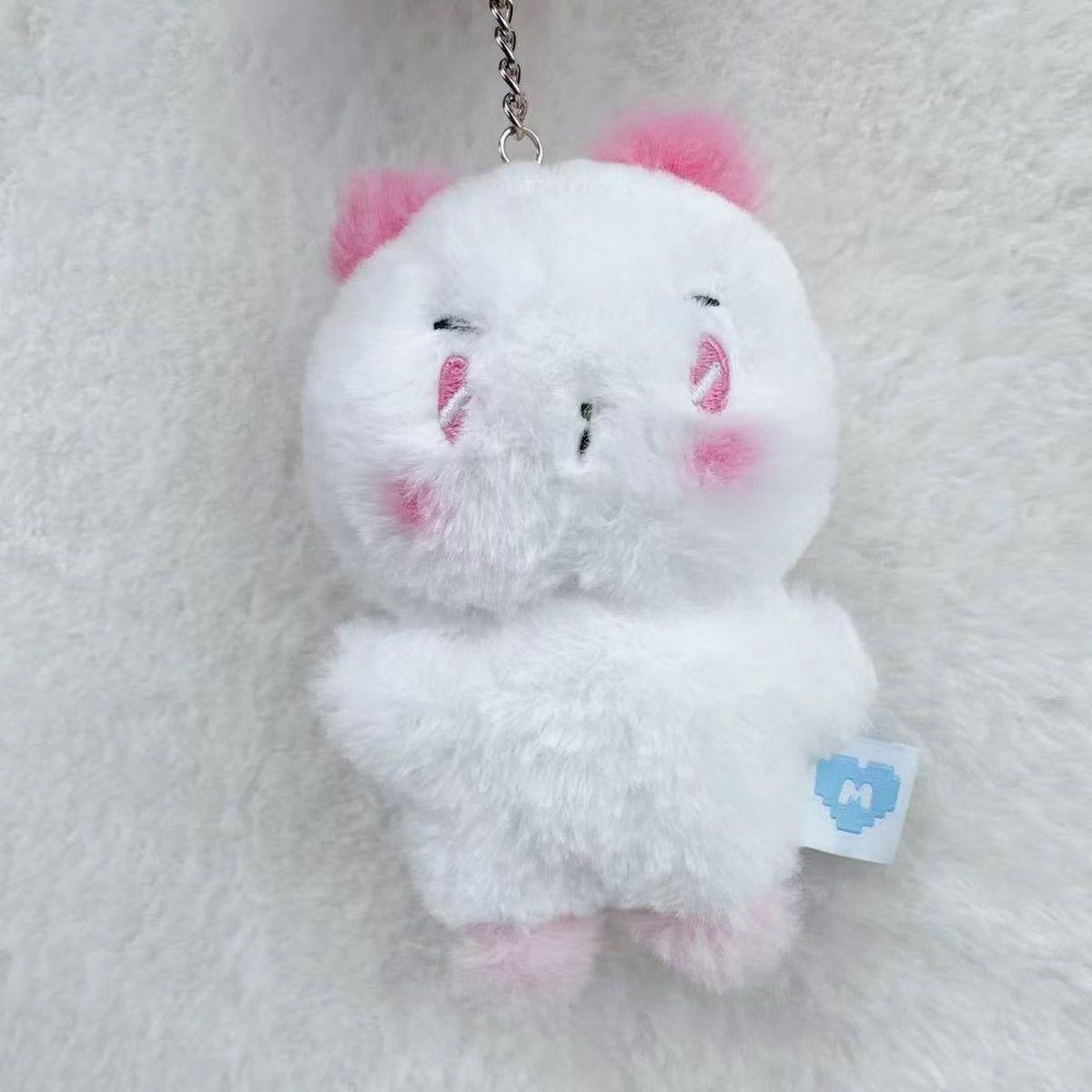 PELUCHE PERSONNAGE DE LA TOURNÉE BLACKPINK