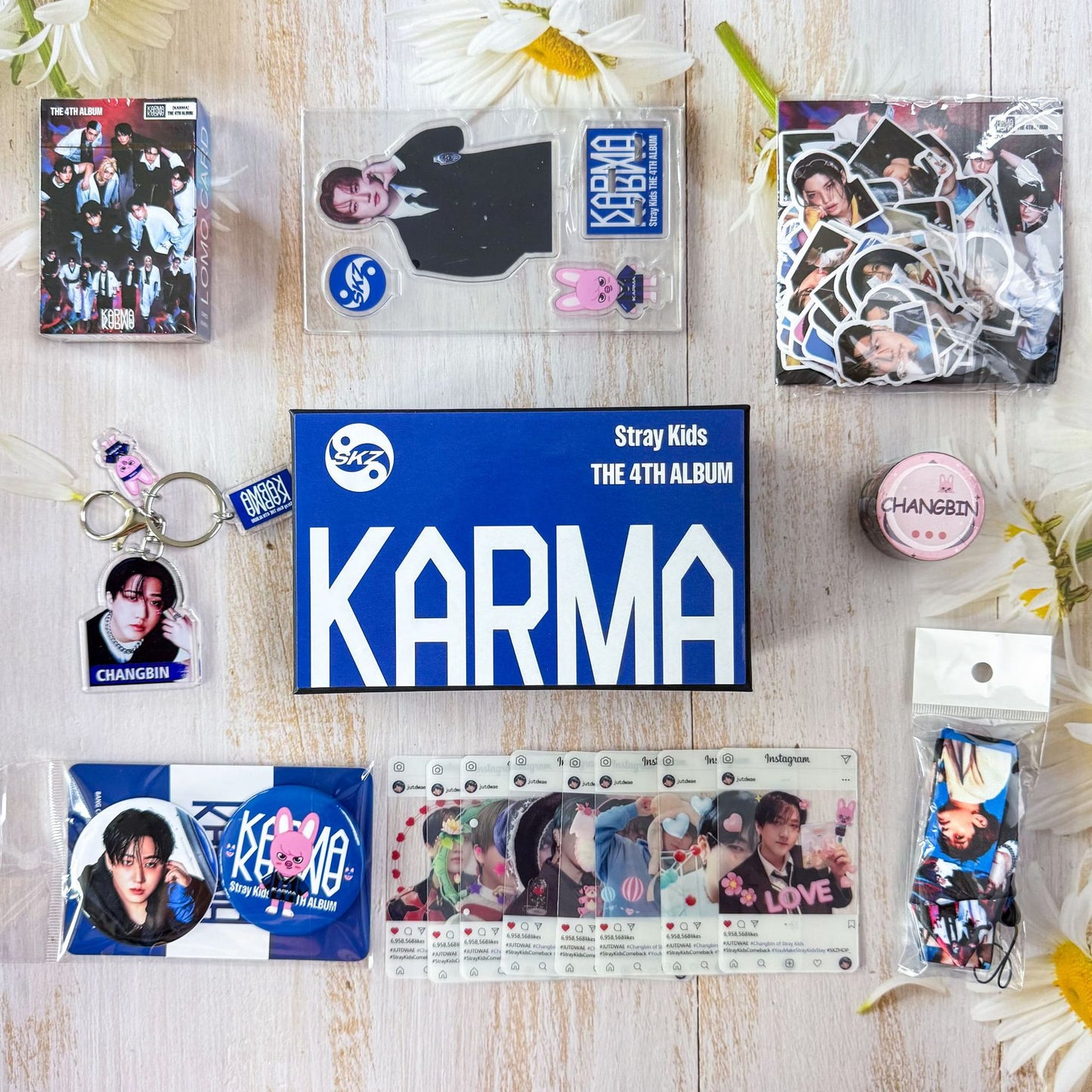 COFFRET CADEAU KARMA STRAY KIDS