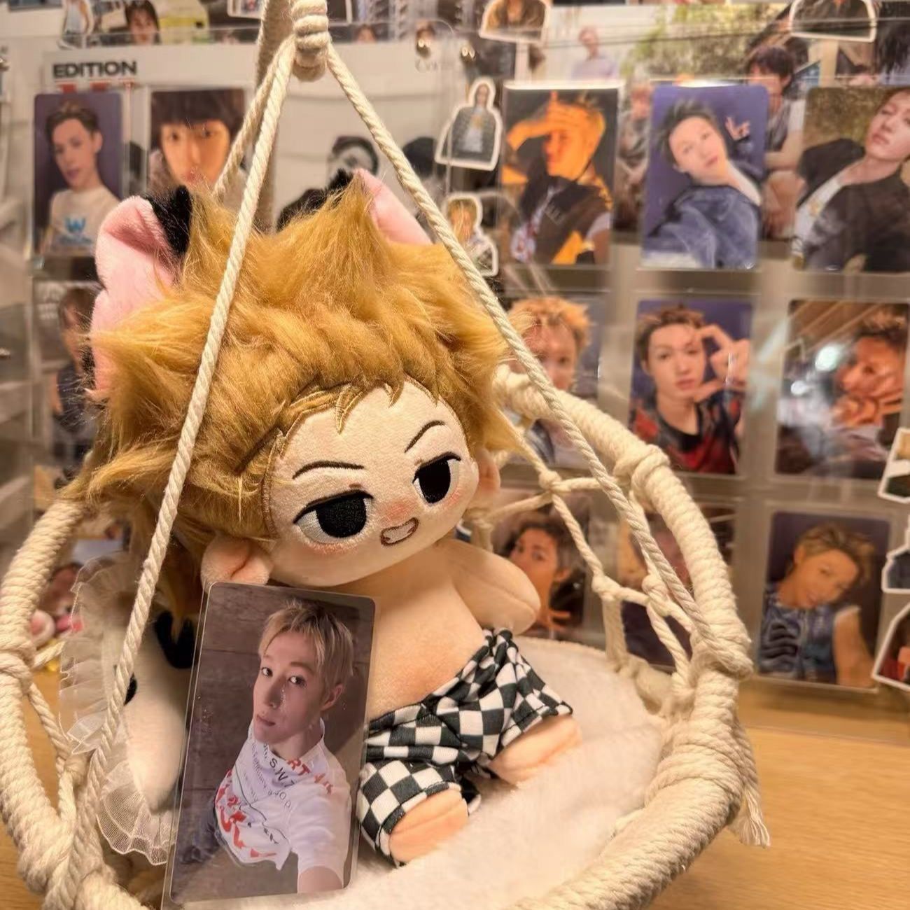 MINI POUPÉE JUHOON CORTIS 10 CM