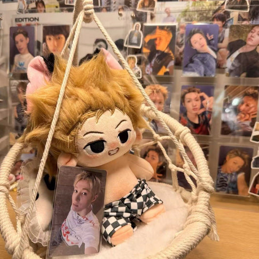 MINI POUPÉE JUHOON CORTIS 10 CM