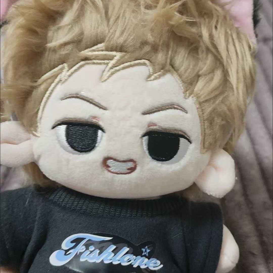 MINI POUPÉE JUHOON CORTIS 10 CM