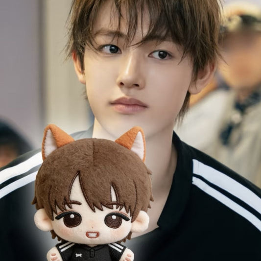 MINI POUPÉE JUHOON CORTIS 10 CM