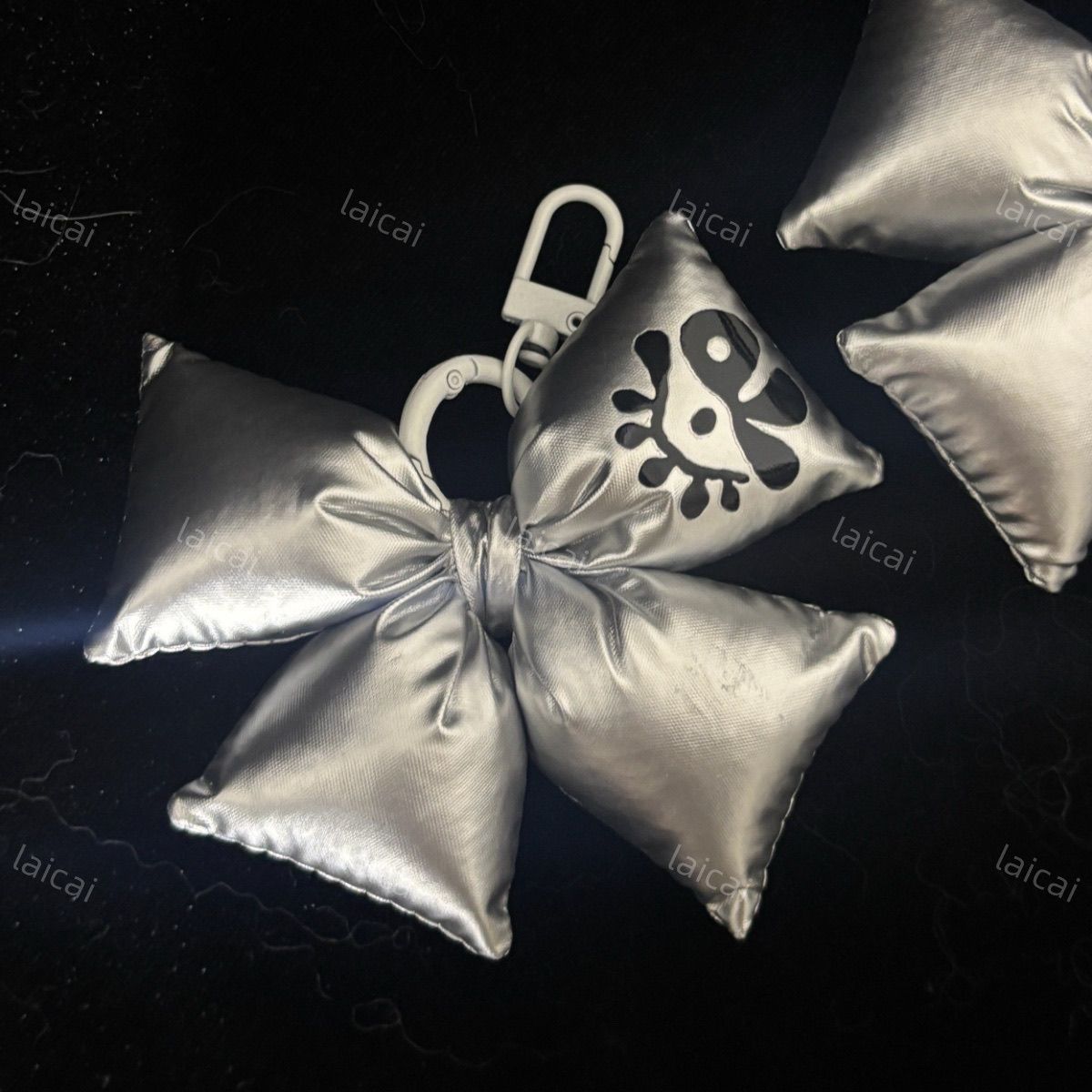 PORTE-CLÉS EN PELUCHE CORTIS