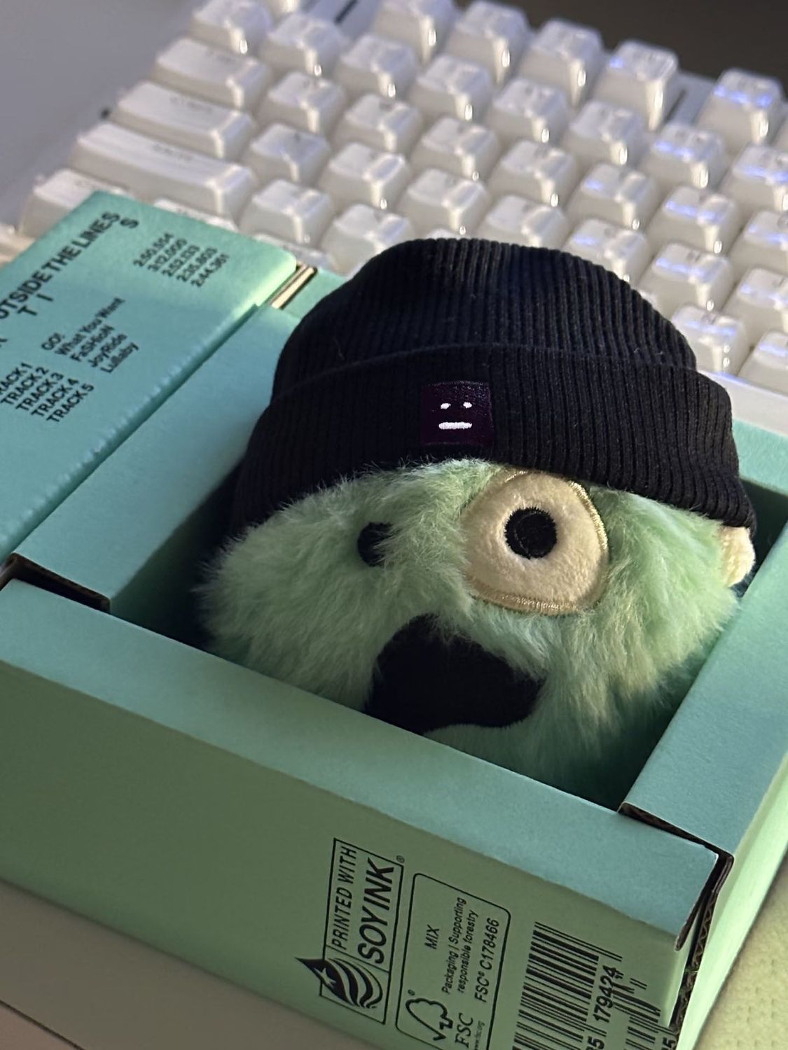 PORTE-CLÉS EN PELUCHE CORTIS