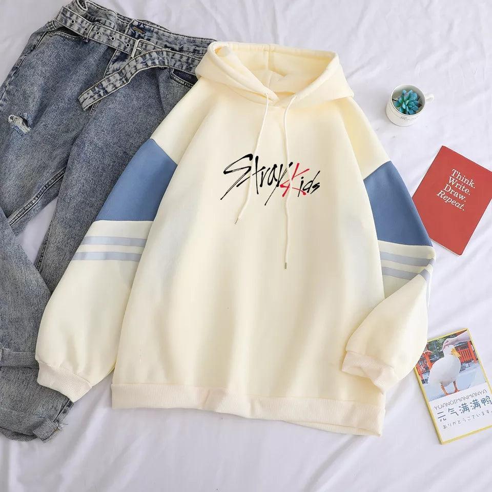 Sweat à capuche STRAY KIDS (différentes couleurs)