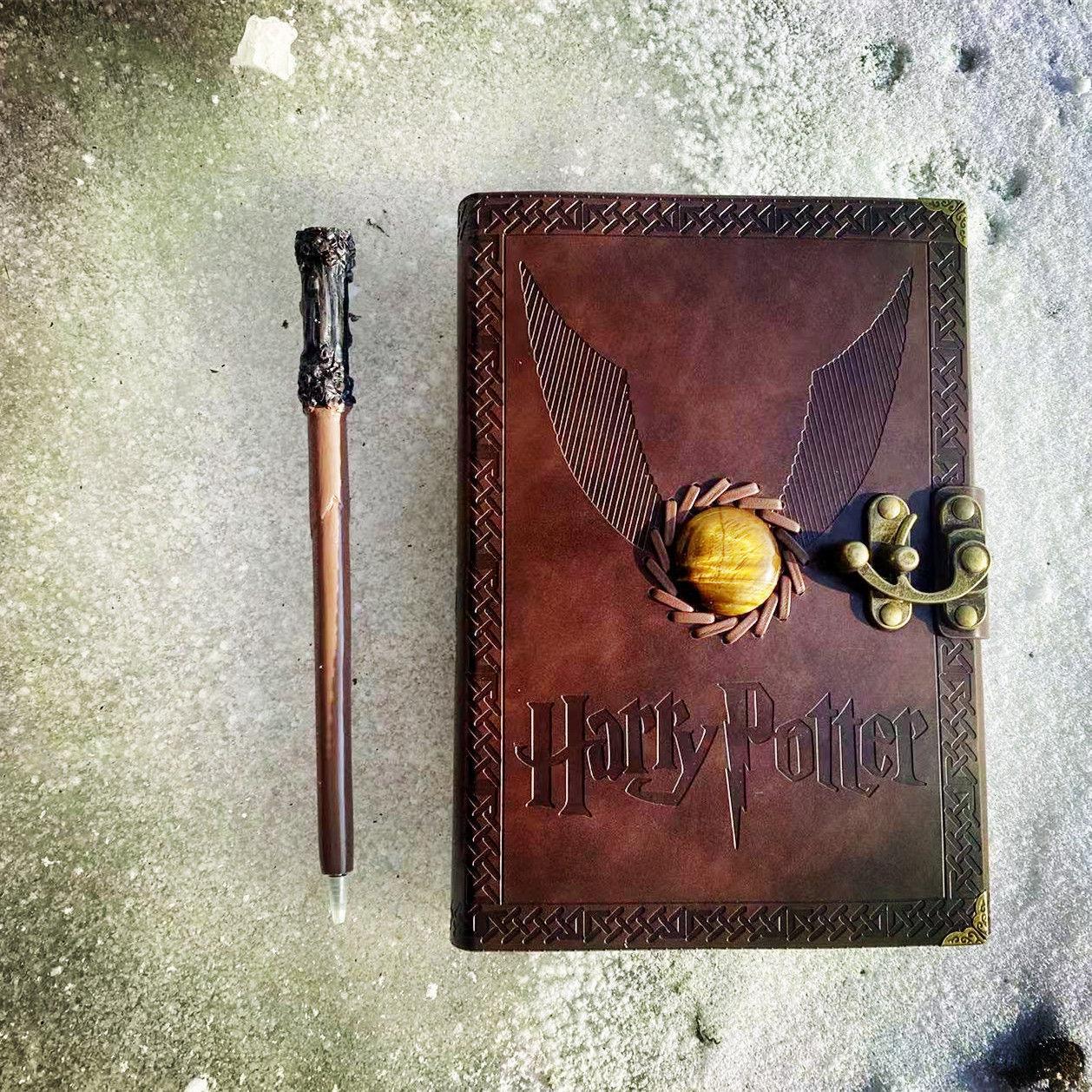 LIVRE D'ÉCRITURE RÉTRO/VINTAGE + STYLO HARRY POTTER