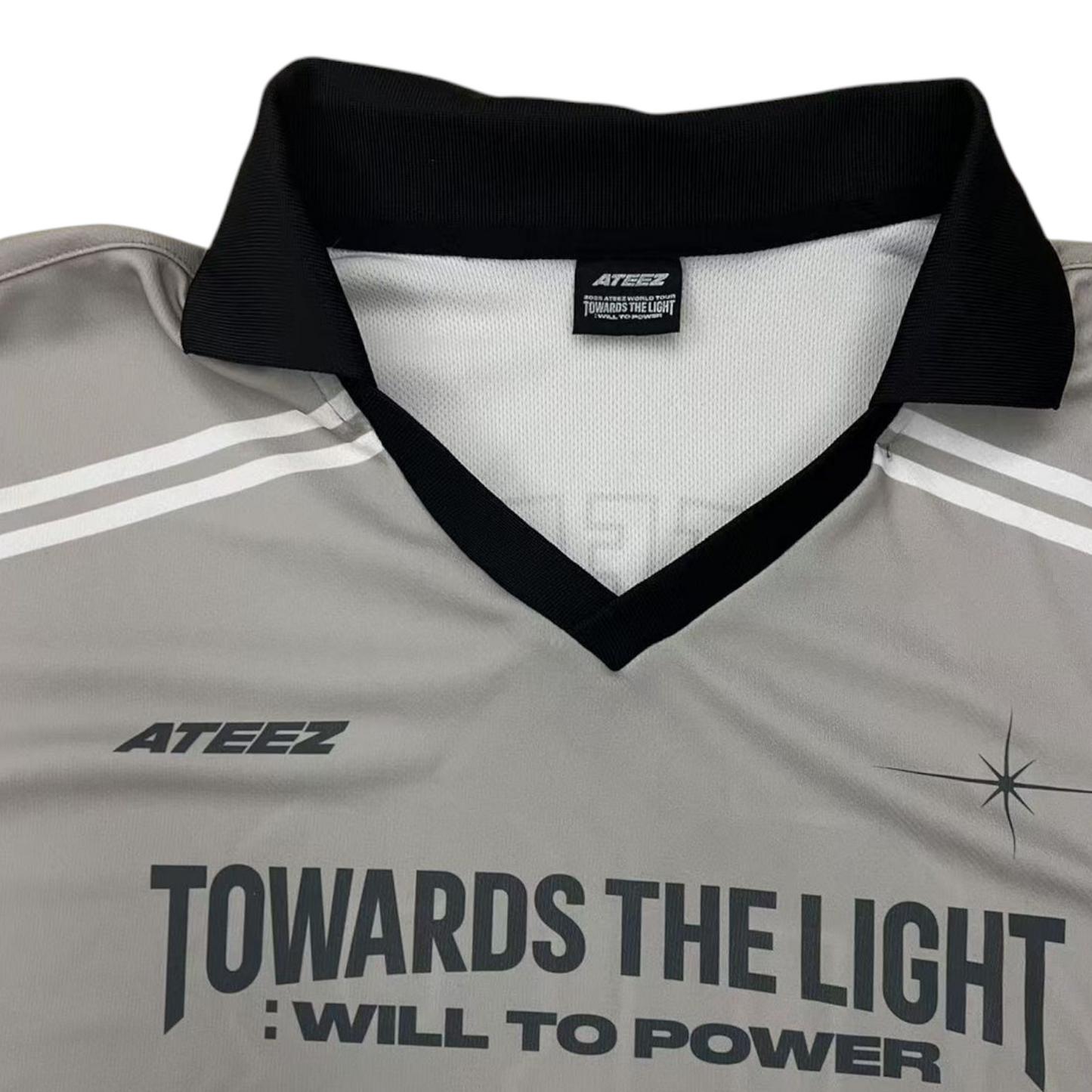 PRODUITS ATEEZ VERS LE T-SHIRT LIGHT