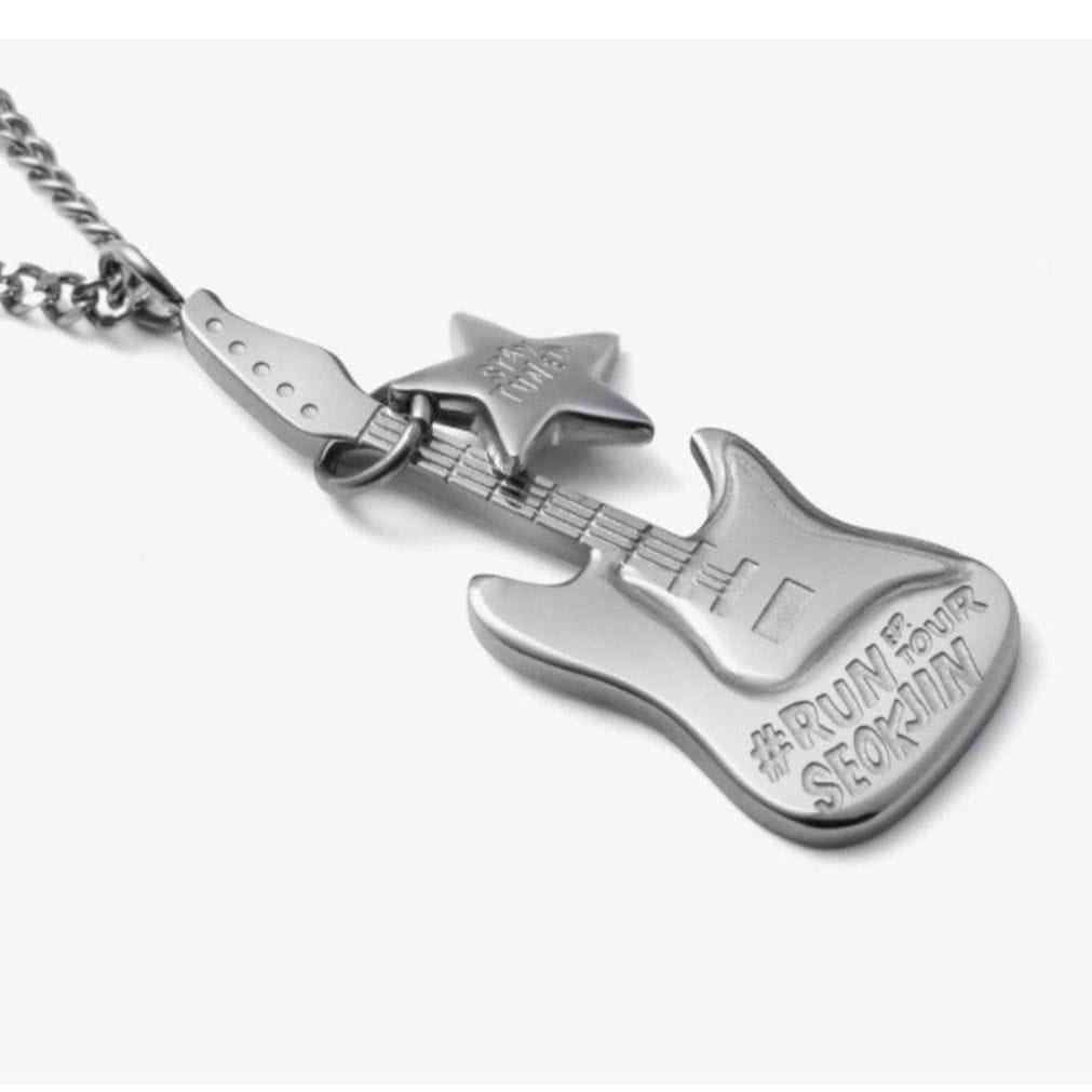 COLLIER DE LA TOURNÉE JIN RUNSEOKJIN