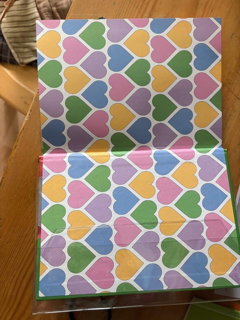 JOURNAL DE L'ASSOCIATION DES FÉES NEWJEANS 2025