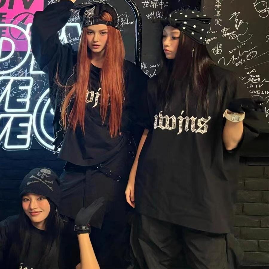 T-SHIRT NEWJEANS 100% COTON