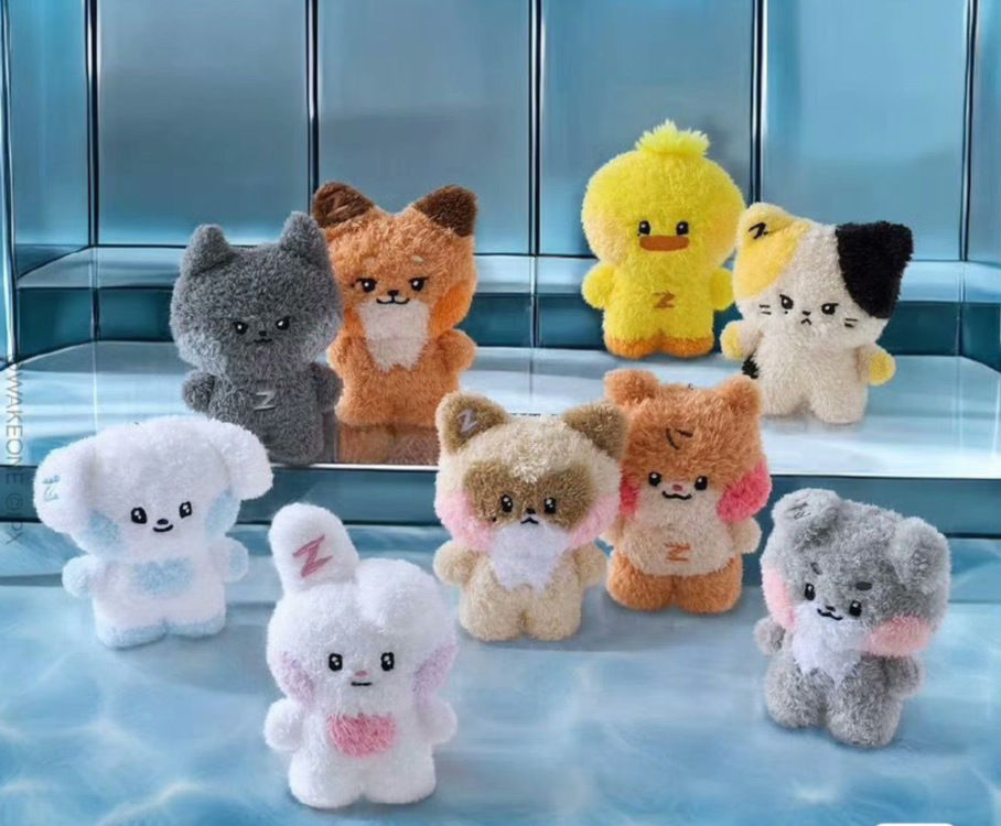 ZB1 ZERO BASE ONE PELUCHE 17 CM