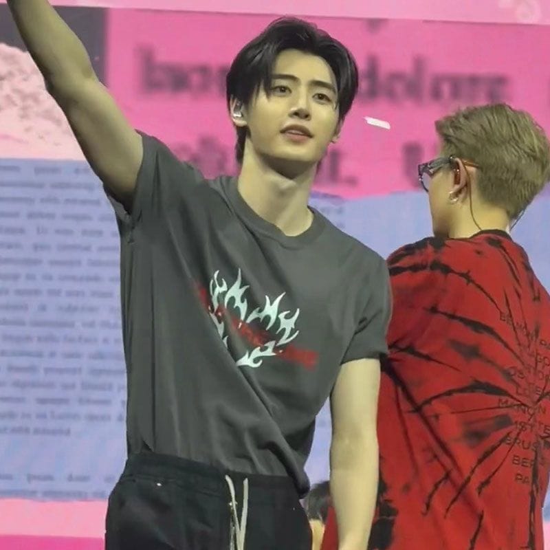 T-SHIRT ENHYPEN 2025 WALK THE LINE 100% COTON