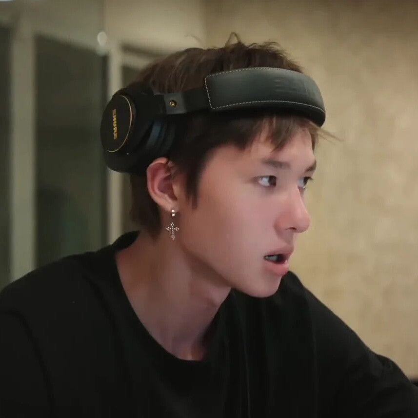 BOUCLE D'OREILLE CORTIS