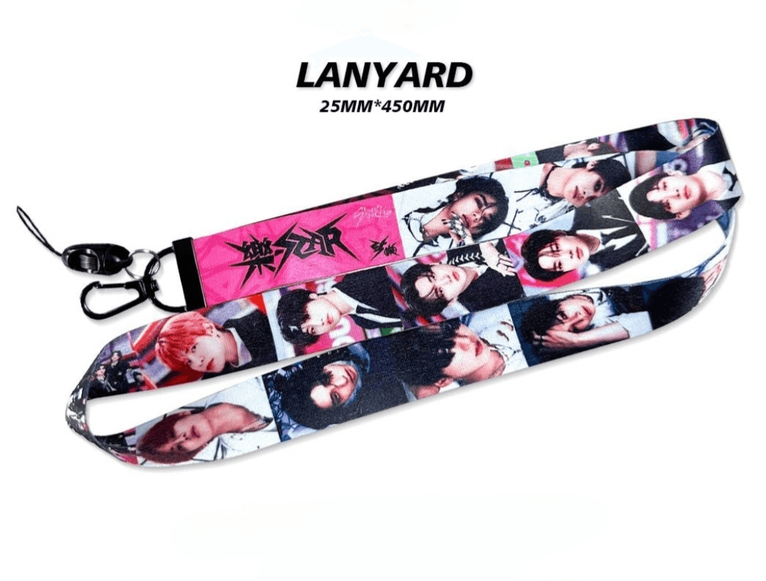 KIT STRAY KIDS ROCK STAR/STAR DE STAR AVEC 164 PIÈCES (COFFRET CADEAU AVEC DIVERS ARTICLES !✨)