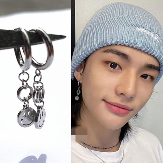 BOUCLES D'OREILLES EN ACIER INOXYDABLE HYUNJIN STRAY KIDS