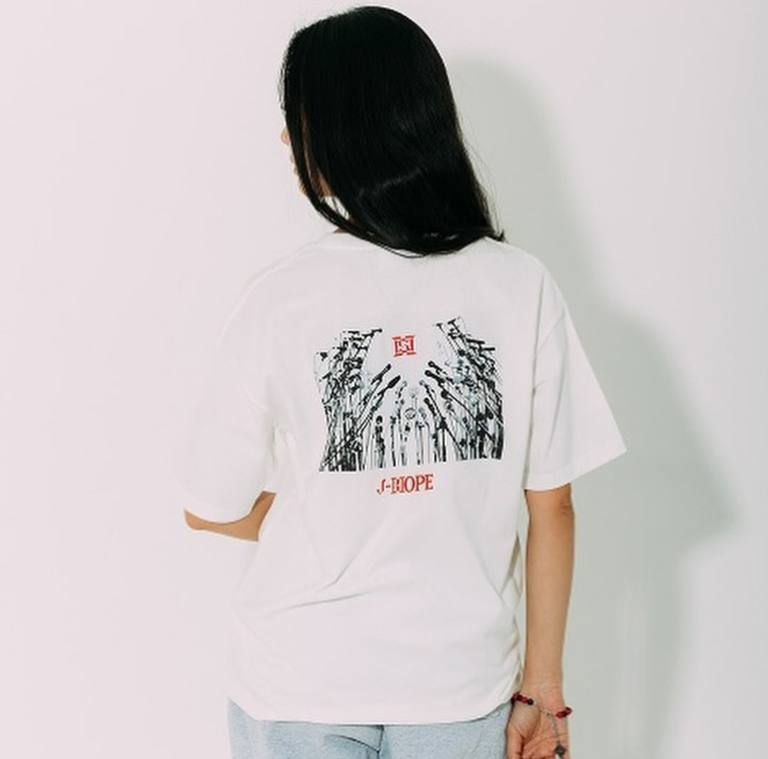 T-SHIRTS JHOPE HOPE ON THE STAGE TOUR 100% COTON (différents modèles)