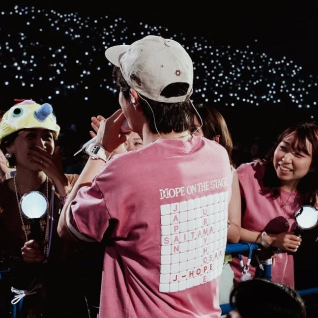 T-SHIRTS JHOPE HOPE ON THE STAGE TOUR 100% COTON (différents modèles)