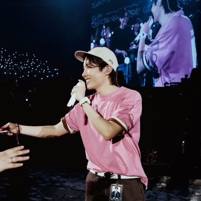 T-SHIRTS JHOPE HOPE ON THE STAGE TOUR 100% COTON (différents modèles)