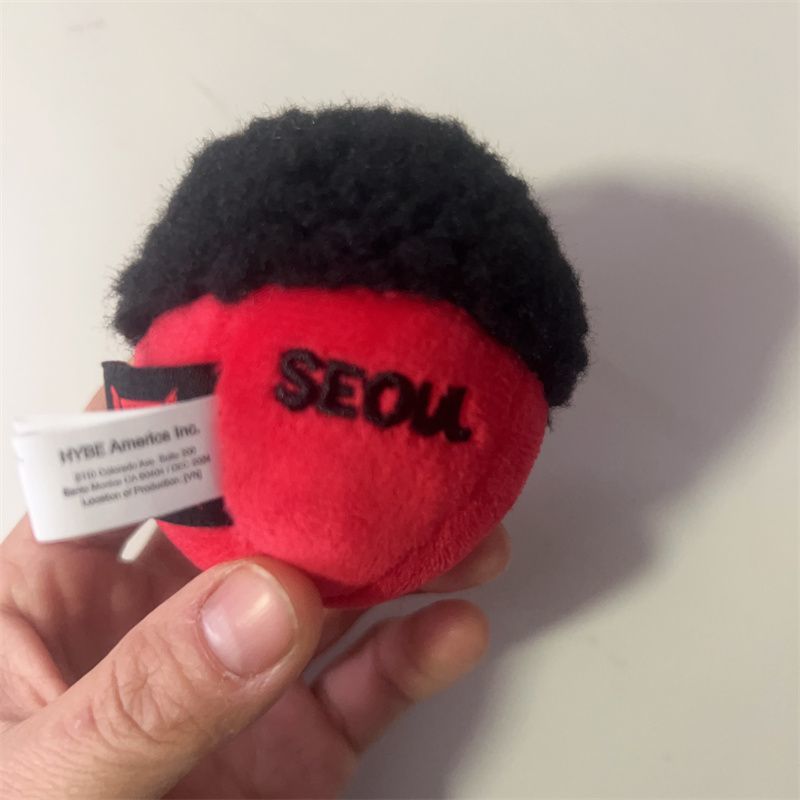 PORTE-CLÉS J HOPE HOPE SUR LA SCÈNE