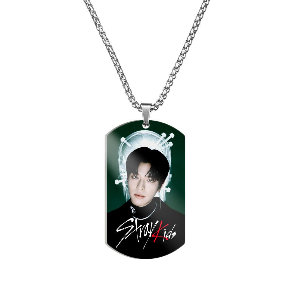 COLLIER STRAY KIDS EN ACIER INOXYDABLE