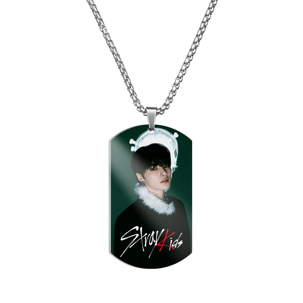 COLLIER STRAY KIDS EN ACIER INOXYDABLE