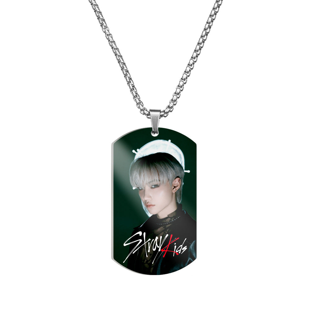 COLLIER STRAY KIDS EN ACIER INOXYDABLE