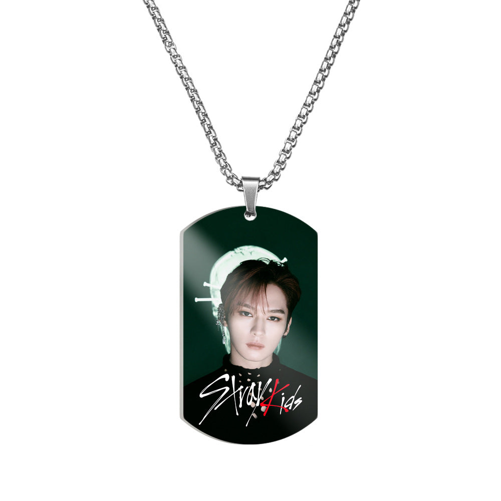 COLLIER STRAY KIDS EN ACIER INOXYDABLE